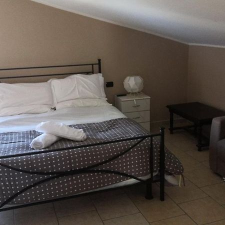 Apartament La Mansardina Sulmona Zewnętrze zdjęcie