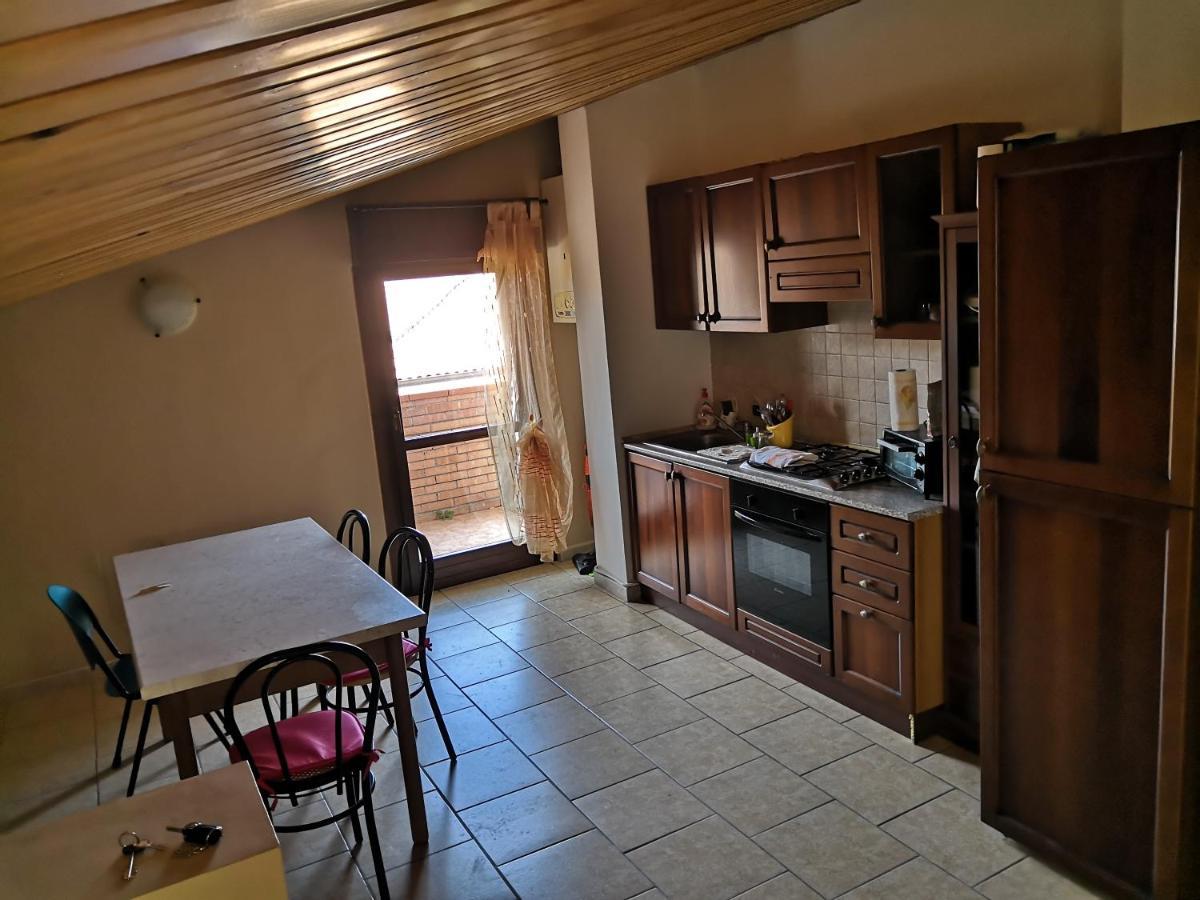 Apartament La Mansardina Sulmona Zewnętrze zdjęcie