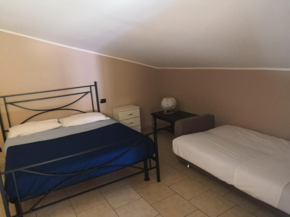 Apartament La Mansardina Sulmona Zewnętrze zdjęcie