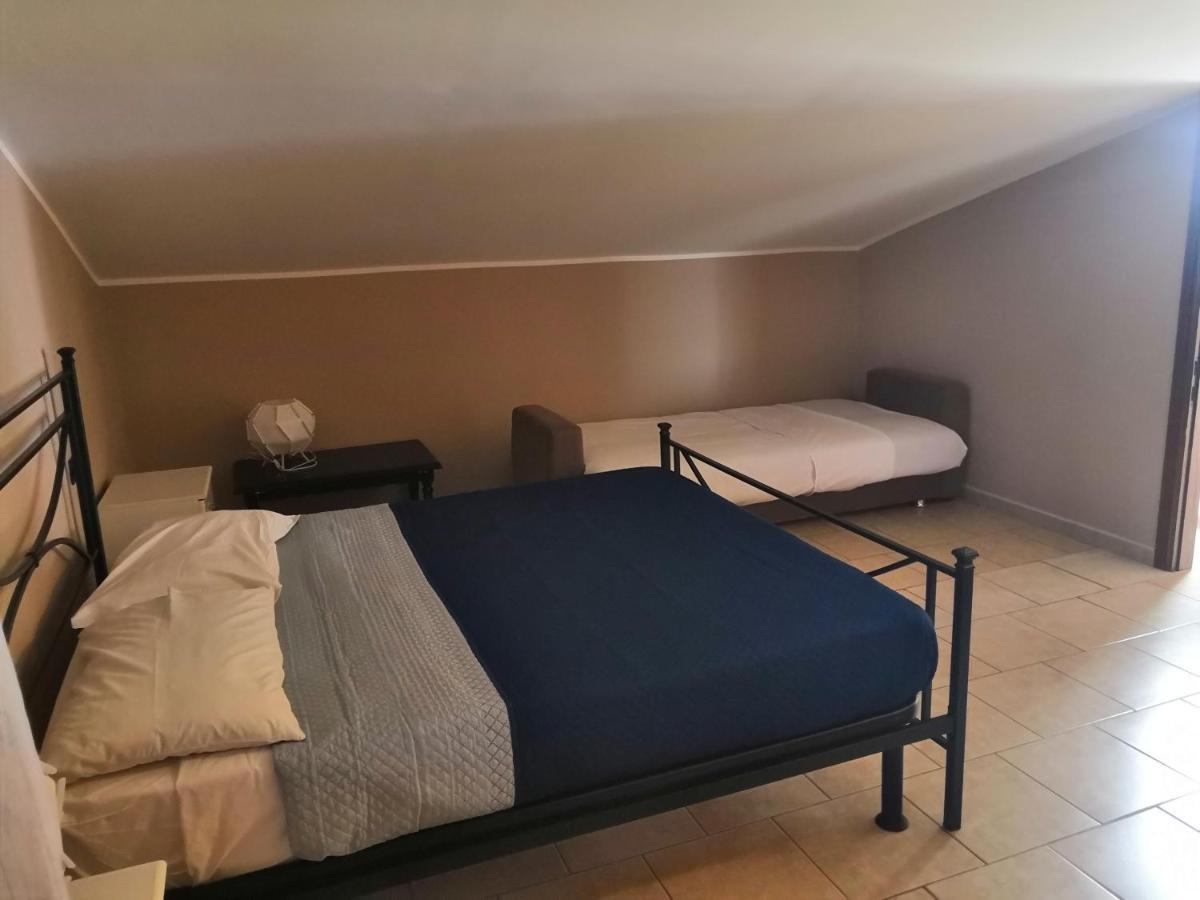 Apartament La Mansardina Sulmona Zewnętrze zdjęcie